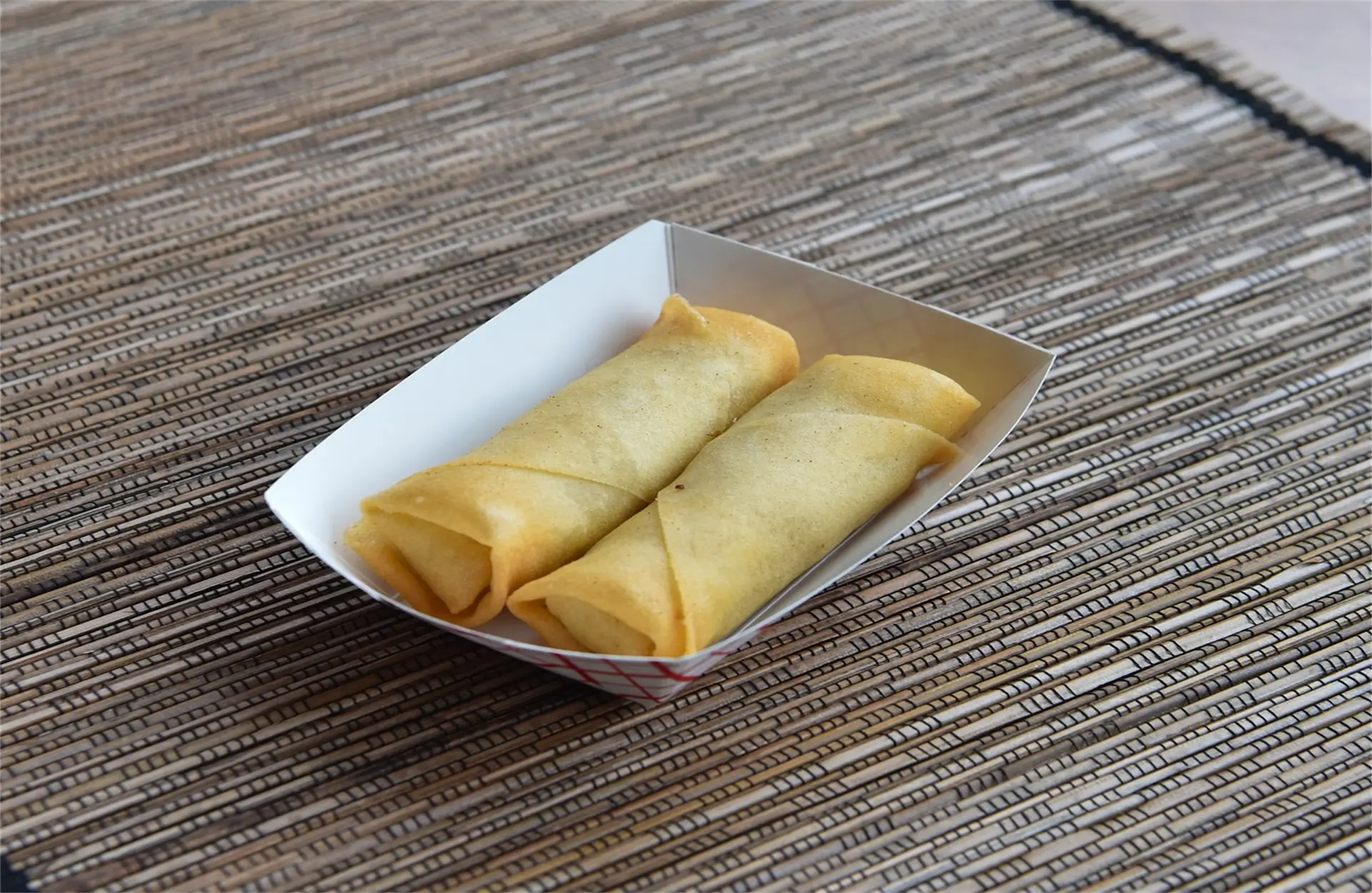 Crispy egg rolls, a Chinese Restaurant in USA